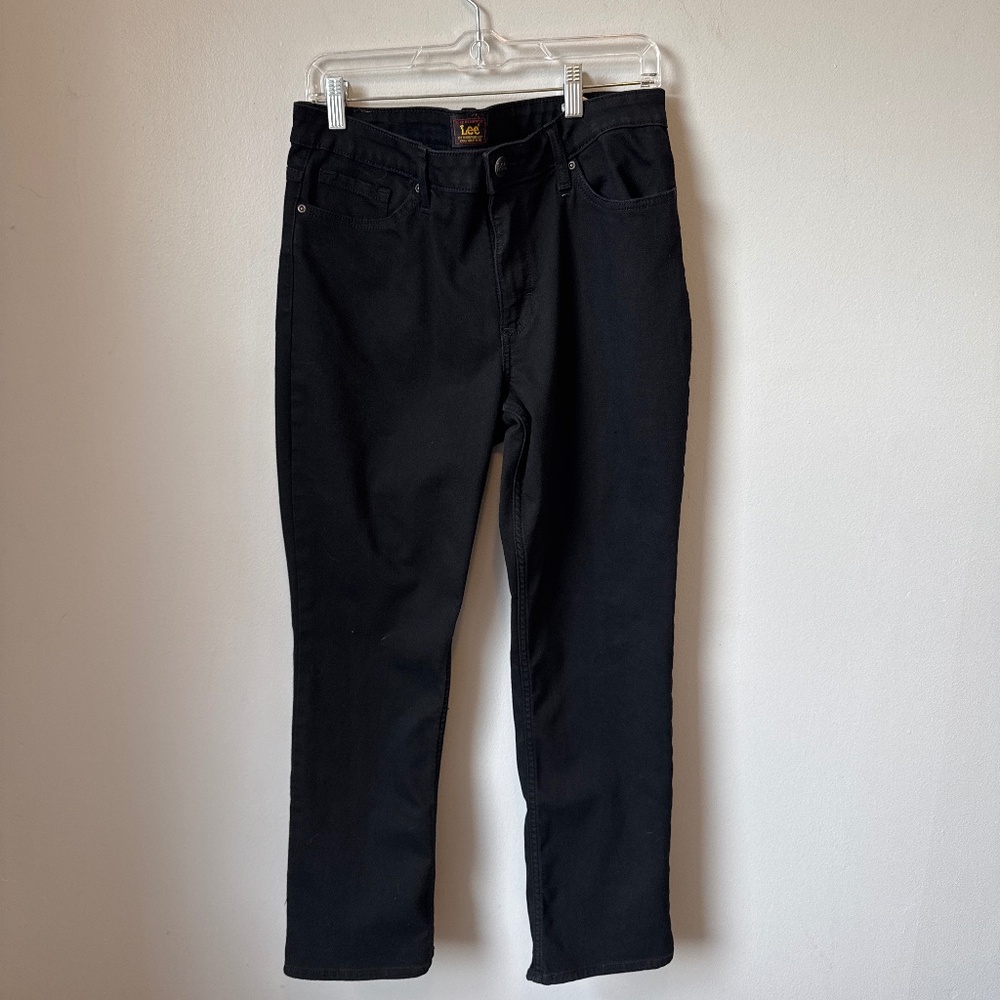 Lee black jeans with a bit of stretch